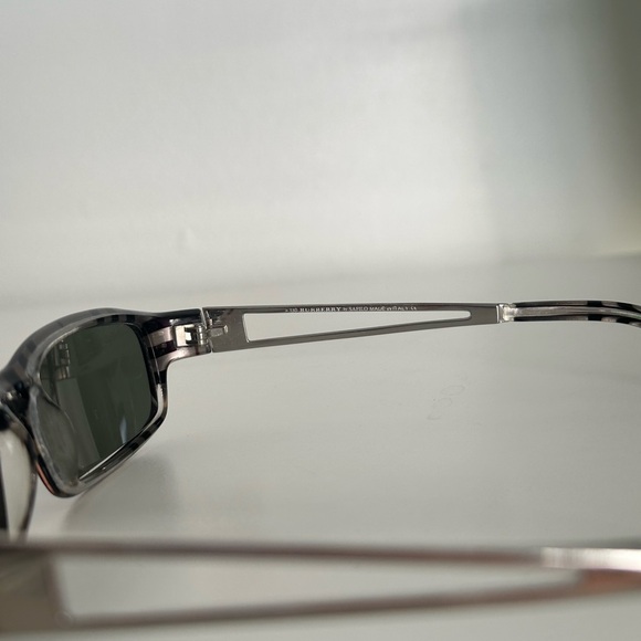 BURBERRY RIMMED EYEGLASSES
GLASSES SUNGLASSES 8397/S CE4
#44 - Picture 3 of 4